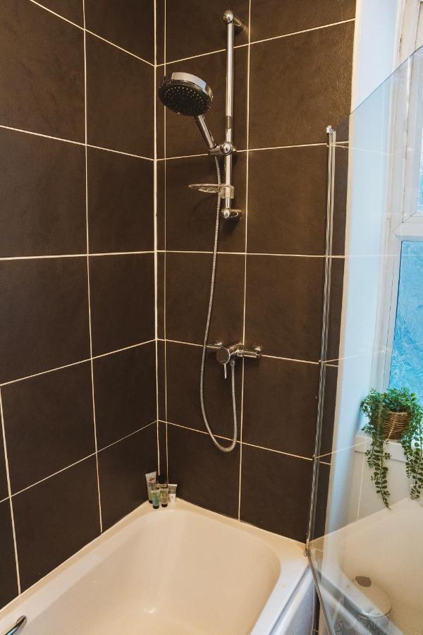 1 Bedroom Flat With Easy Parking/Public Transport Dundee Eksteriør billede